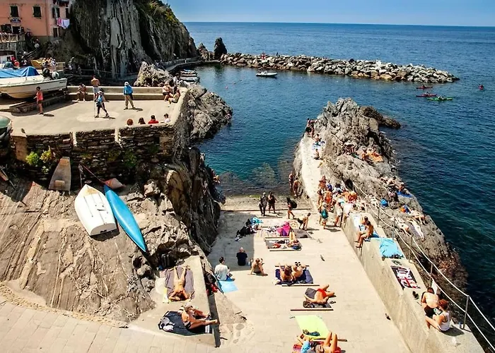 La Stanza Rossa Alle Cinque Terre *