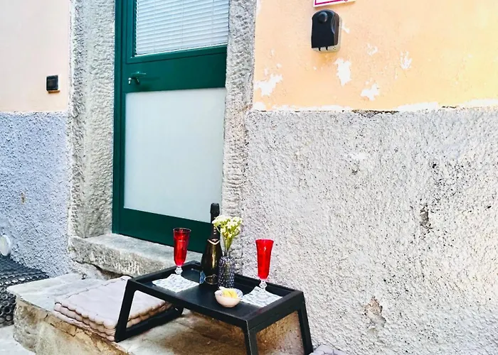 La Stanza Rossa Alle Cinque Terre