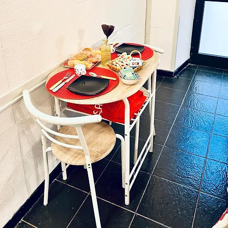 La Stanza Rossa Alle Cinque Terre *