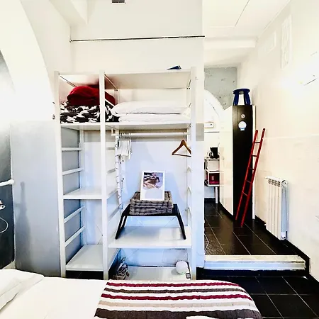 La Stanza Rossa Alle Cinque Terre