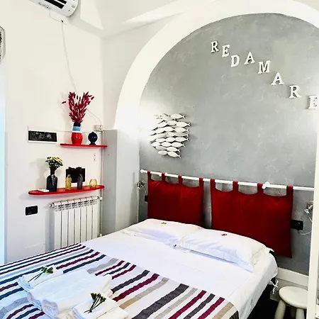 La Stanza Rossa Alle Cinque Terre *