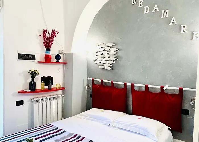 La Stanza Rossa Alle Cinque Terre *
